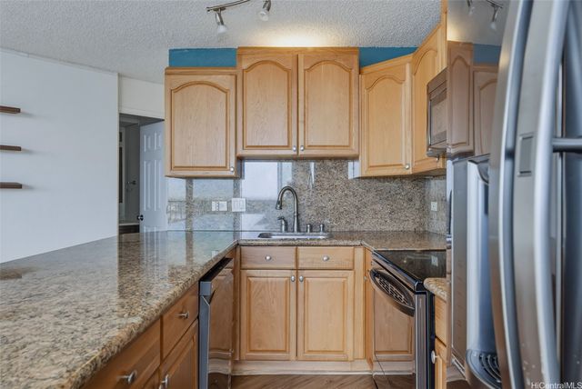 98-099 Uao Place 2504, Aiea, HI 96701