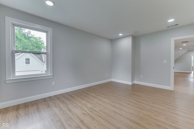 1306 E Saint Clair Street, Indianapolis, IN 46202
