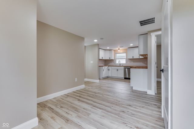 1306 E Saint Clair Street, Indianapolis, IN 46202