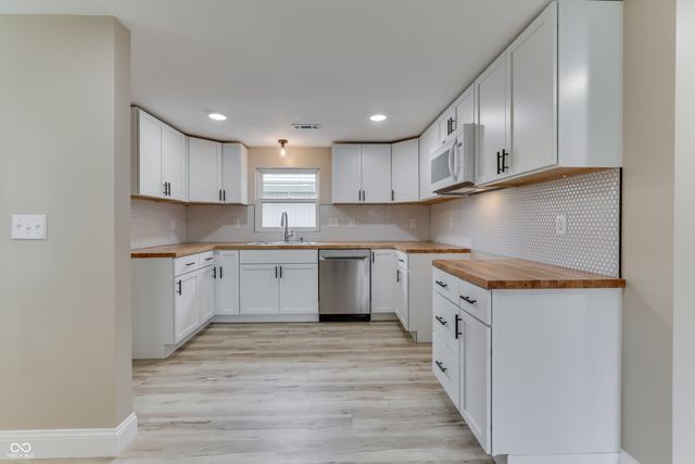 1306 E Saint Clair Street, Indianapolis, IN 46202