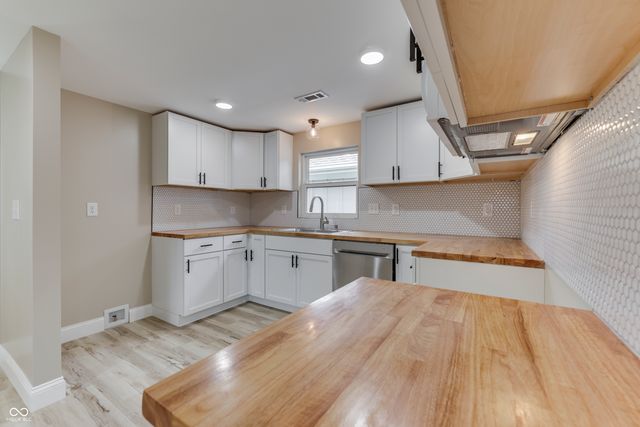 1306 E Saint Clair Street, Indianapolis, IN 46202