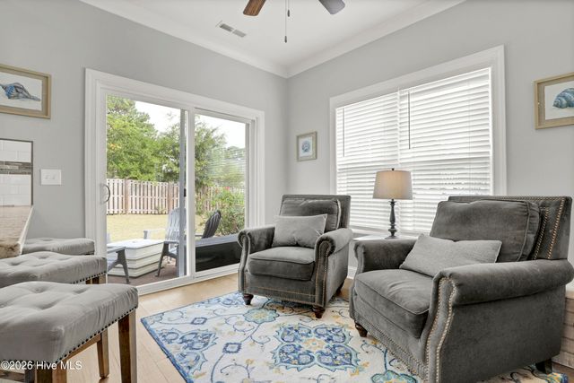 116 Dogwood Lane, Hampstead, NC 28443