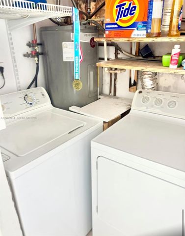 8771 NW 15th Ct, Pembroke Pines, FL 33024