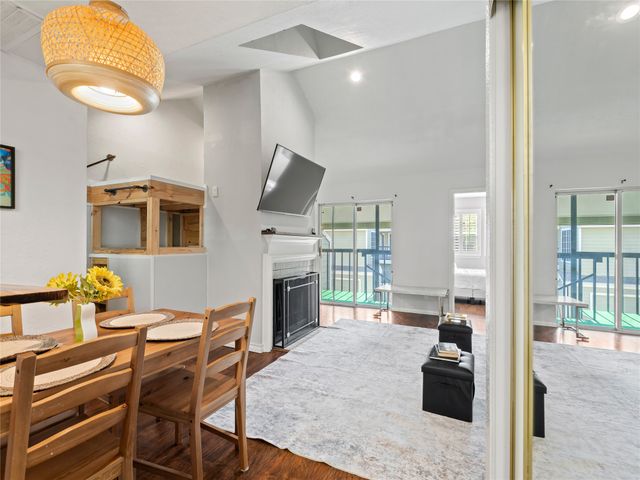 6220 Bentwood Trail 205, Dallas, TX 75252