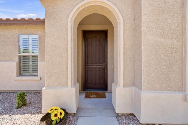 3003 E SPORTS Court, Gilbert, AZ 85298