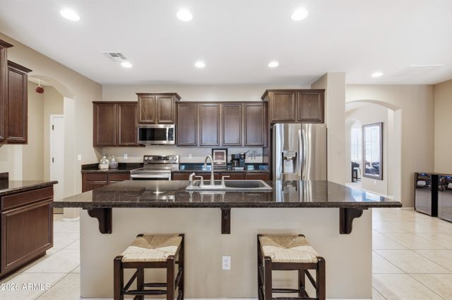 3003 E SPORTS Court, Gilbert, AZ 85298