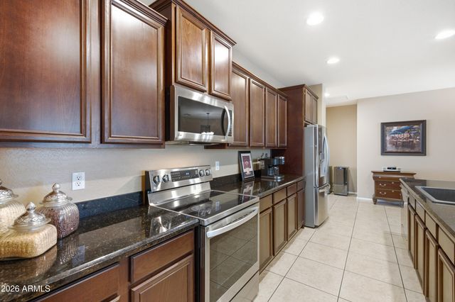 3003 E SPORTS Court, Gilbert, AZ 85298