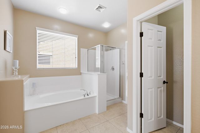 3003 E SPORTS Court, Gilbert, AZ 85298