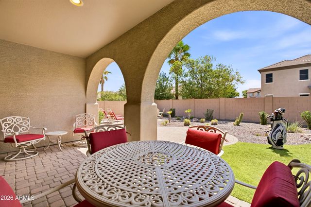 3003 E SPORTS Court, Gilbert, AZ 85298