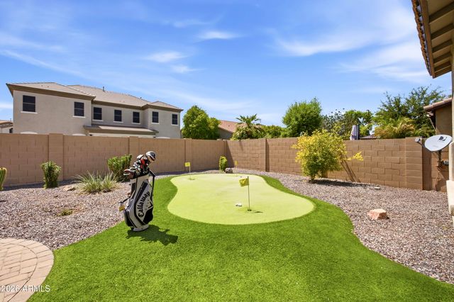 3003 E SPORTS Court, Gilbert, AZ 85298
