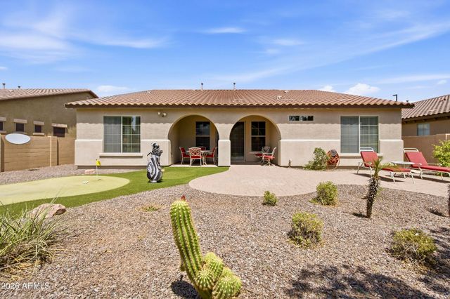 3003 E SPORTS Court, Gilbert, AZ 85298