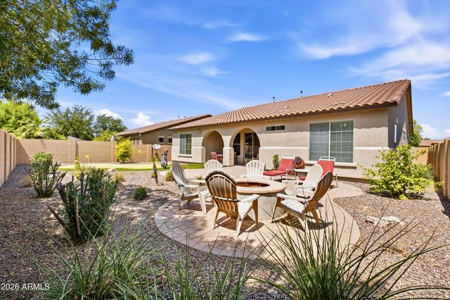 3003 E SPORTS Court, Gilbert, AZ 85298
