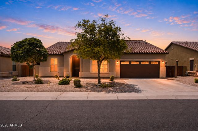 3003 E SPORTS Court, Gilbert, AZ 85298