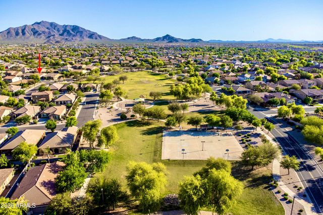3003 E SPORTS Court, Gilbert, AZ 85298