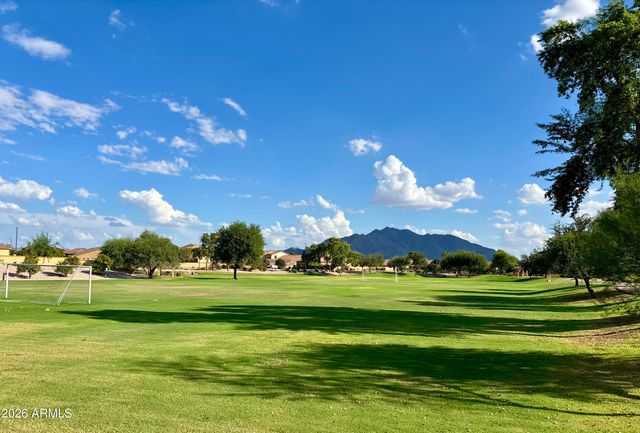 3003 E SPORTS Court, Gilbert, AZ 85298