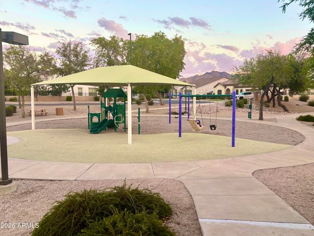 3003 E SPORTS Court, Gilbert, AZ 85298