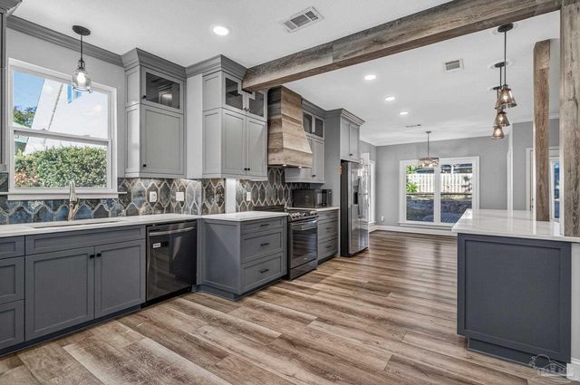 16360 Innerarity Pt Rd, Pensacola, FL 32507