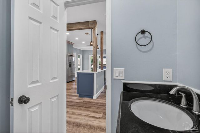 16360 Innerarity Pt Rd, Pensacola, FL 32507