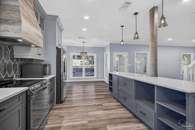 16360 Innerarity Pt Rd, Pensacola, FL 32507