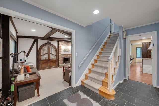 24 Tremont Terrace, Livingston Twp., NJ 07039