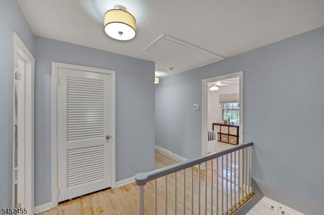 24 Tremont Terrace, Livingston Twp., NJ 07039