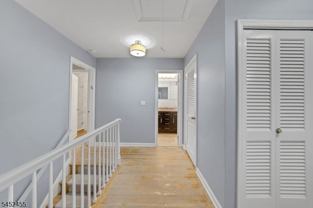 24 Tremont Terrace, Livingston Twp., NJ 07039