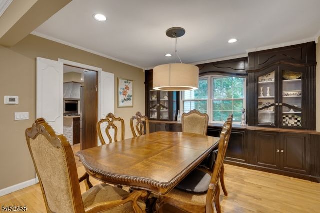 24 Tremont Terrace, Livingston Twp., NJ 07039