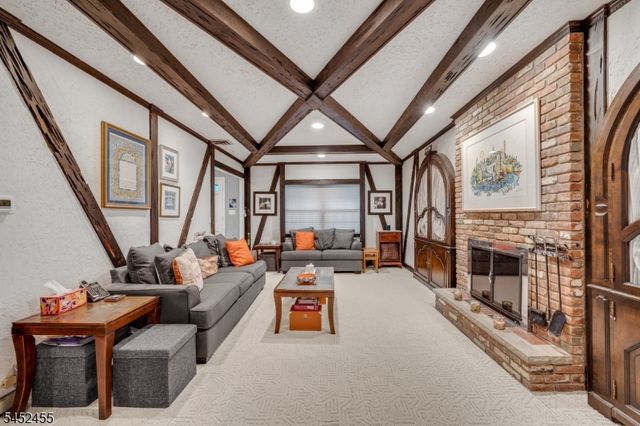 24 Tremont Terrace, Livingston Twp., NJ 07039