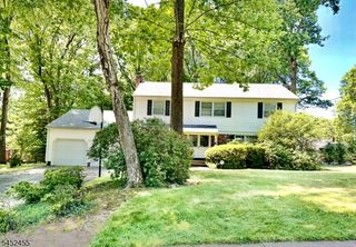 24 Tremont Terrace, Livingston Twp., NJ 07039