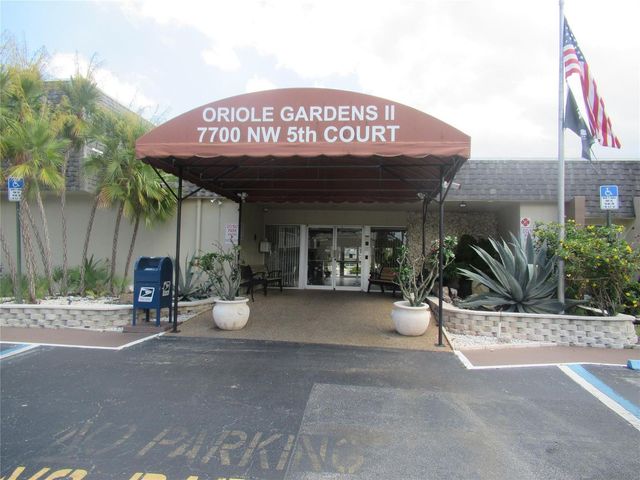 601 NW 76th Terrace 206, Margate, FL 33063