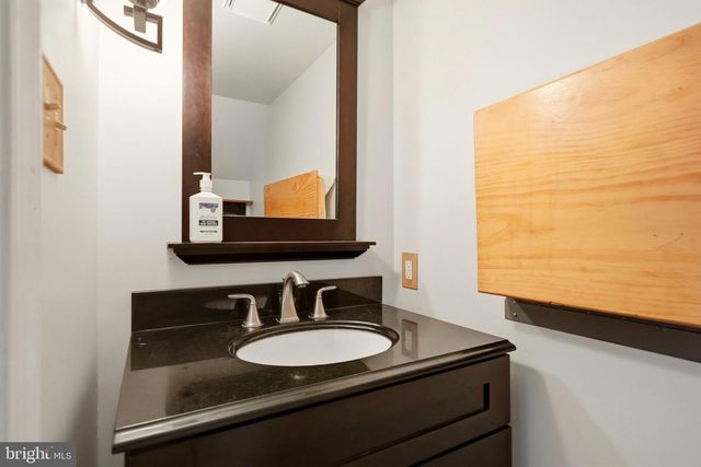 104 CRESCENT HOLLOW DR, Sewell, NJ 08080