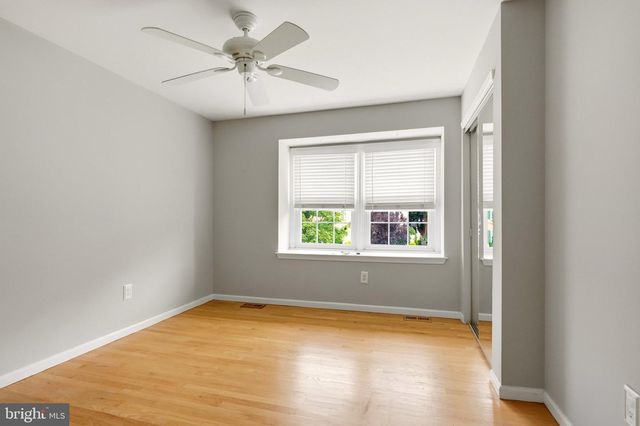 104 CRESCENT HOLLOW DR, Sewell, NJ 08080