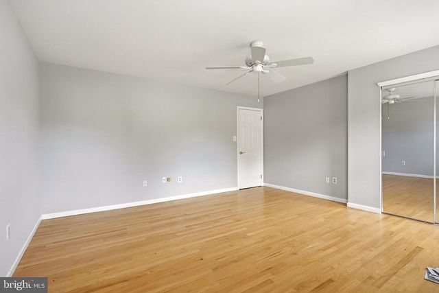 104 CRESCENT HOLLOW DR, Sewell, NJ 08080