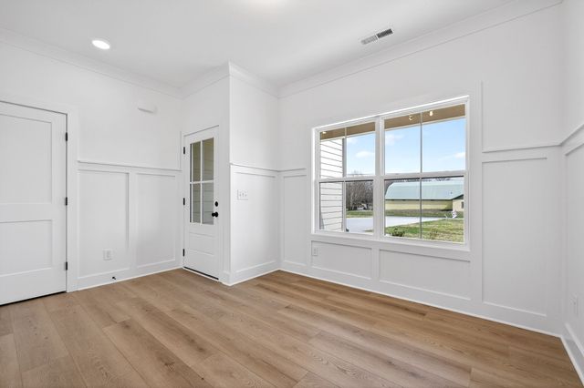 241 Cripps Ln, Smithville, TN 37166