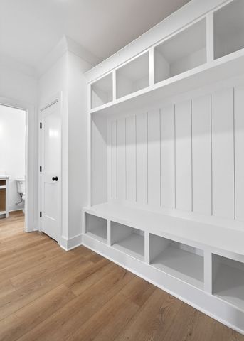 241 Cripps Ln, Smithville, TN 37166