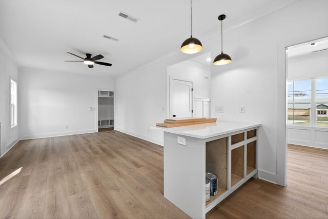 241 Cripps Ln, Smithville, TN 37166