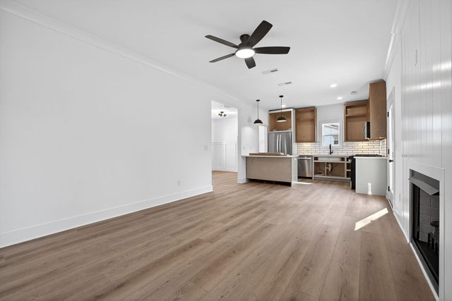 241 Cripps Ln, Smithville, TN 37166