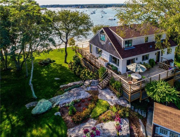 10 Morgan Point, Groton, CT 06340