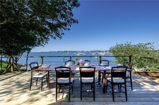 10 Morgan Point, Groton, CT 06340