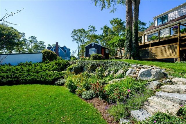 10 Morgan Point, Groton, CT 06340