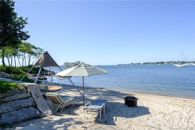 10 Morgan Point, Groton, CT 06340