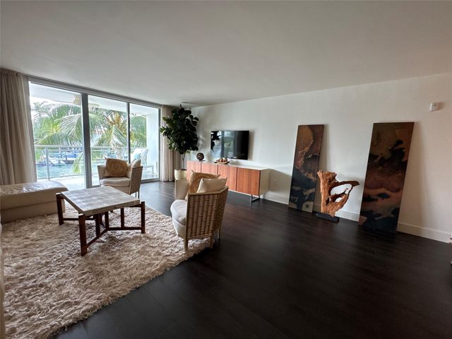 9400 W Bay Harbor Drive 202, Bay Harbor Islands, FL 33154