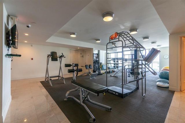 9400 W Bay Harbor Drive 202, Bay Harbor Islands, FL 33154