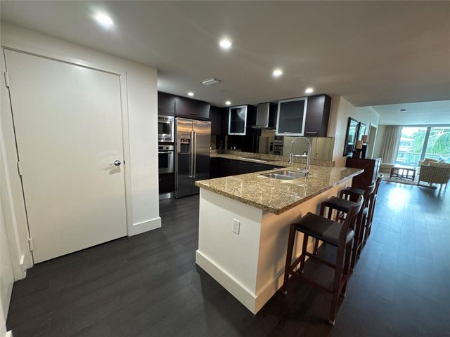 9400 W Bay Harbor Drive 202, Bay Harbor Islands, FL 33154