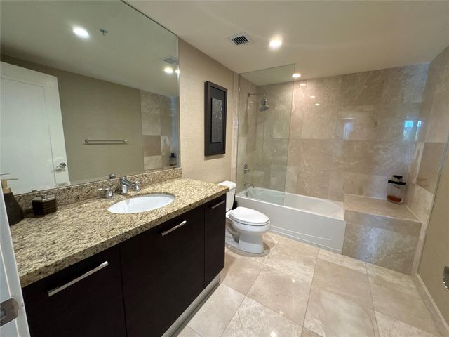 9400 W Bay Harbor Drive 202, Bay Harbor Islands, FL 33154