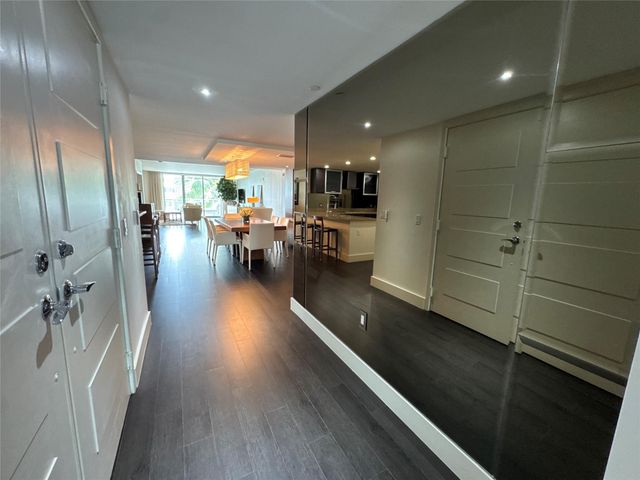 9400 W Bay Harbor Drive 202, Bay Harbor Islands, FL 33154