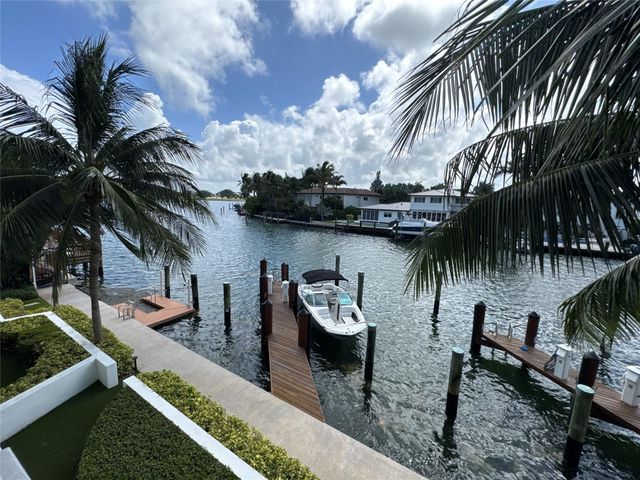 9400 W Bay Harbor Drive 202, Bay Harbor Islands, FL 33154