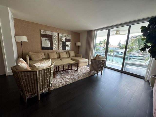 9400 W Bay Harbor Drive 202, Bay Harbor Islands, FL 33154