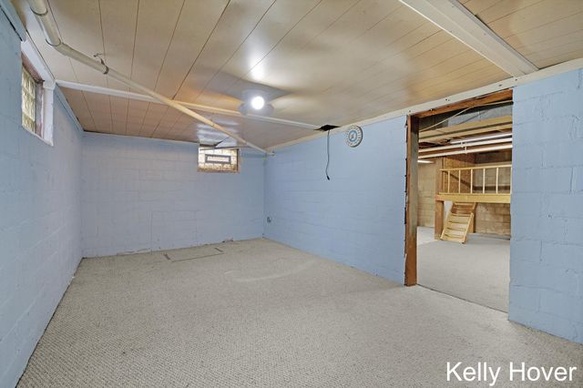 6185 Wing Avenue Se, Gaines Twp, MI 49512