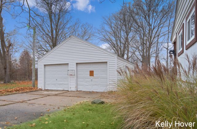 6185 Wing Avenue Se, Gaines Twp, MI 49512